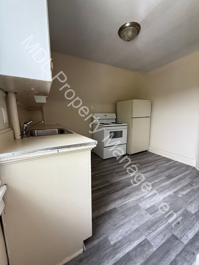 property at 1914 Joslin St