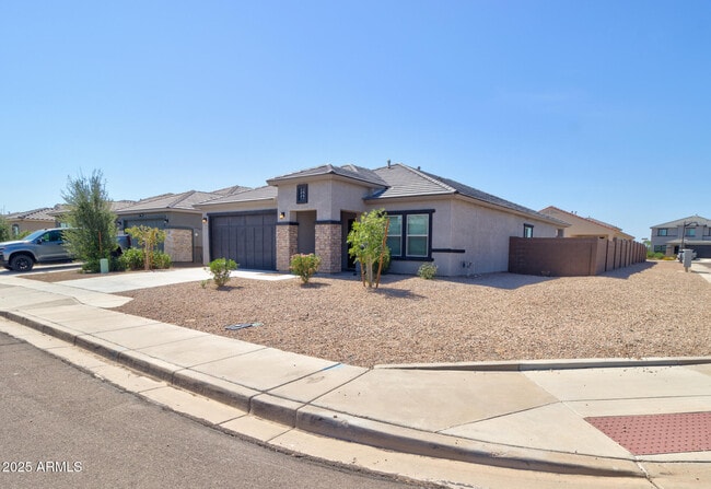 43833 Yucca Ln in Maricopa, AZ - Building Photo - Building Photo
