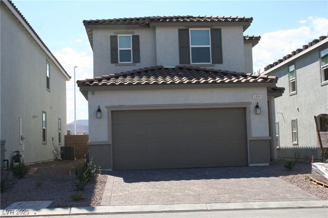 5999 Coja St in Las Vegas, NV - Building Photo
