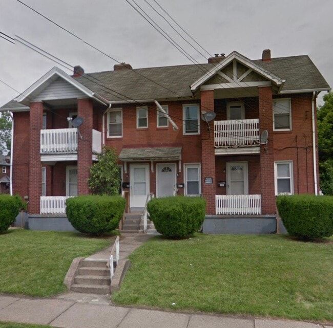 property at 816 Crawford Ave