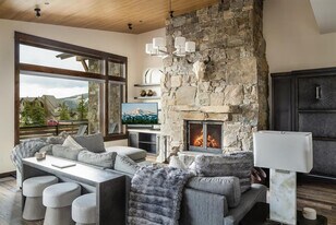 4 Lodgeside Wy in Big Sky, MT - Building Photo