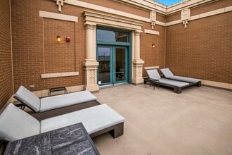 The Plaza at Frisco Square in Frisco, TX - Foto de edificio - Building Photo