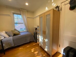 5335 42nd Pl NW, Unit Unit#1 in Washington, DC - Building Photo - Building Photo