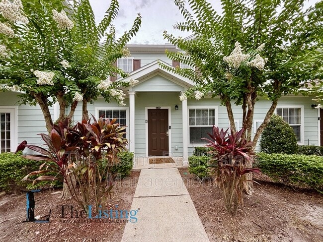 2954 Lucayan Harbour Cir