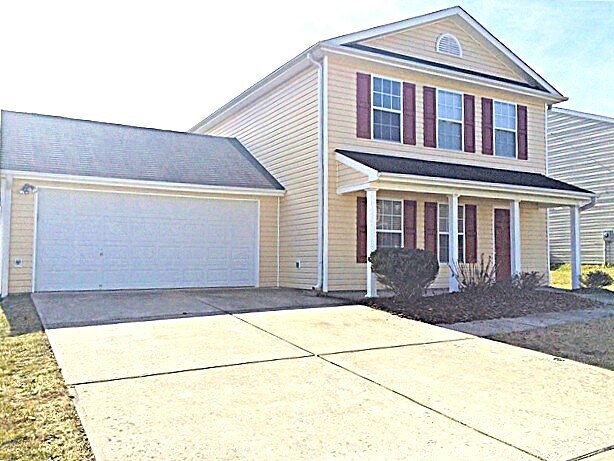 208 Julian Pond Ln in Kernersville, NC - Building Photo