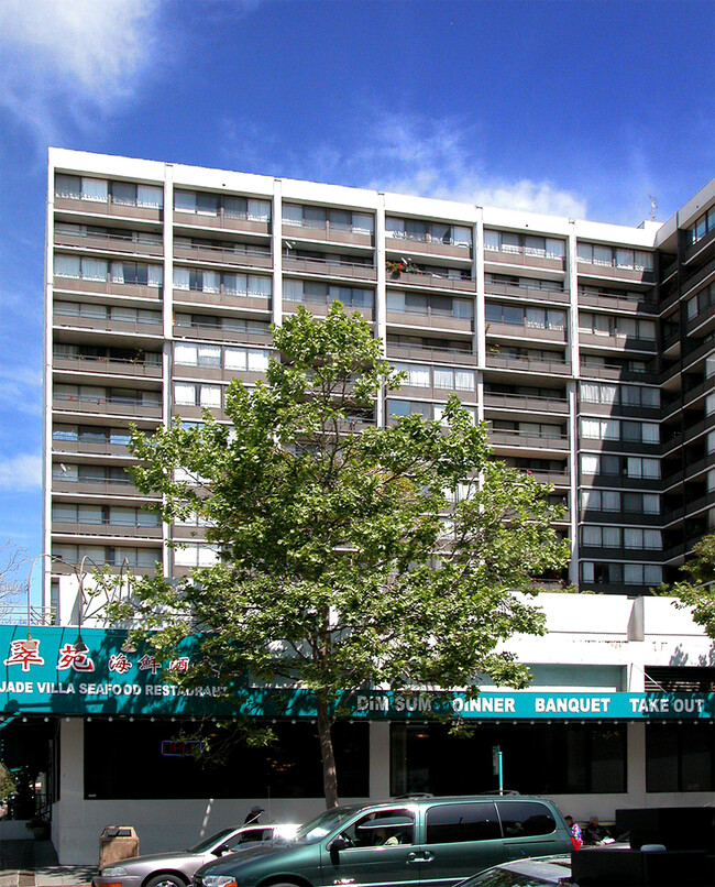 City Center Plaza in Oakland, CA - Building Photo - Building Photo