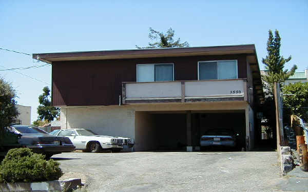 3555 Maple Ave in Oakland, CA - Building Photo - Building Photo