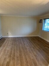 1 Willow Springs in New Milford, CT - Building Photo - Building Photo