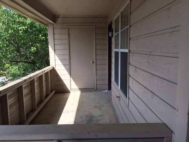 1108 Chapel Creek Dr in Hoover, AL - Building Photo - Building Photo