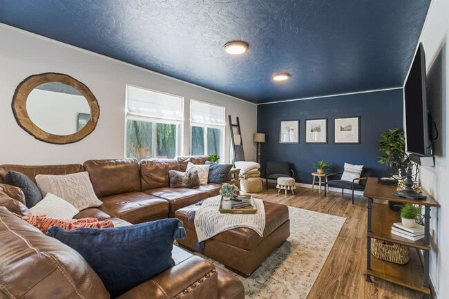 19701 Cumberland Way in Caldwell, ID - Building Photo - Building Photo