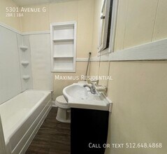 5301 Avenue G in Austin, TX - Building Photo - Building Photo