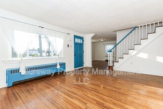 1097 Richardson Ave in Bensalem, PA - Building Photo - Building Photo