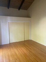 1520 Summit Rd in Berkeley, CA - Building Photo