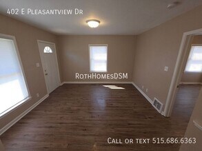 402 E Pleasant Vw Dr in Des Moines, IA - Building Photo - Building Photo