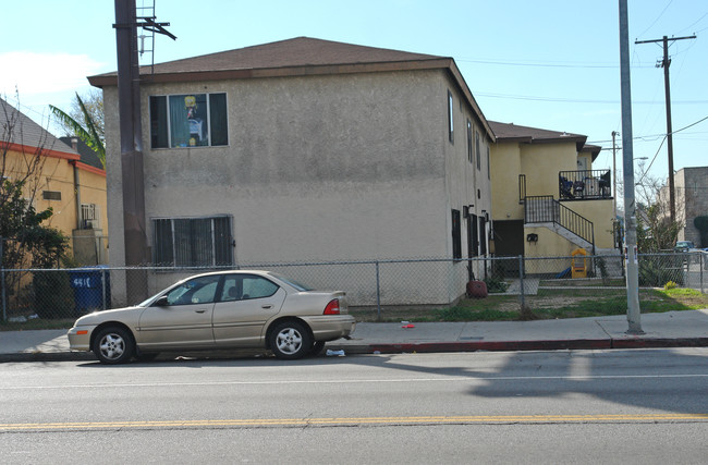 4418 Wadswoth Ave in Los Angeles, CA - Building Photo - Building Photo