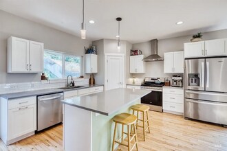 1645 E 3rd St in Moscow, ID - Foto de edificio - Building Photo