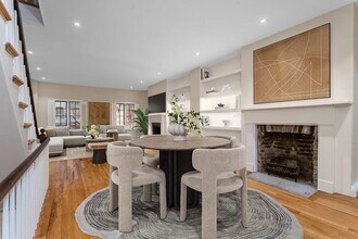 555 Hudson St in New York, NY - Building Photo - Building Photo