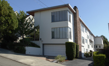 388-394 Staten Ave in Oakland, CA - Building Photo - Building Photo