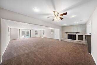 1033 25th St N in Texas City, TX - Building Photo - Building Photo