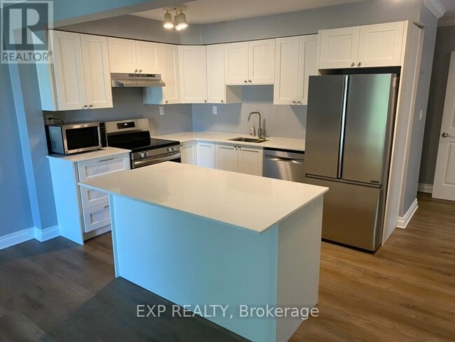 property at 7 Clarendon Ave