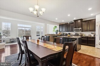38 Isabelle Ct in Evesham, NJ - Building Photo - Building Photo