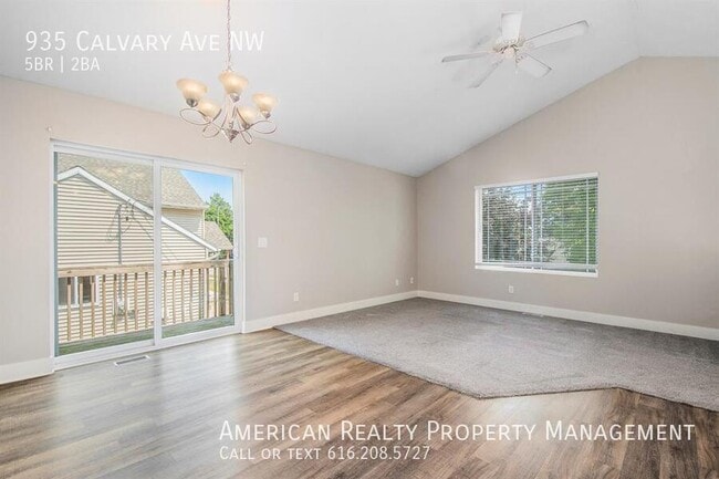 935 Calvary Ave NW in Grand Rapids, MI - Building Photo - Building Photo