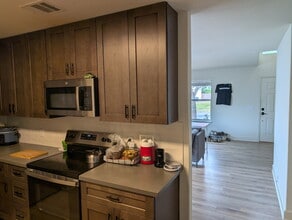 1306 Sunflower Ln in San Marcos, TX - Building Photo - Building Photo