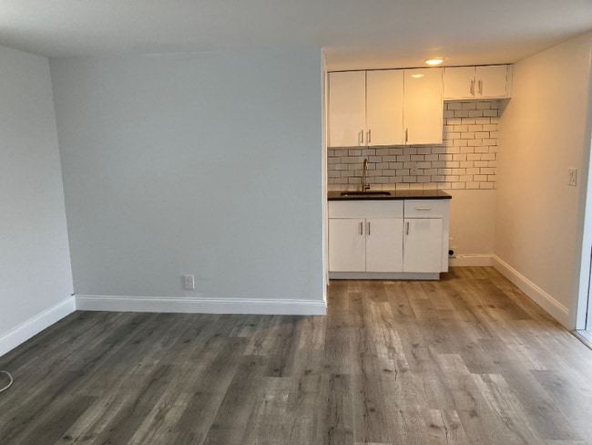 3507 Broadway, Unit 203 in West Palm Beach, FL - Building Photo - Building Photo