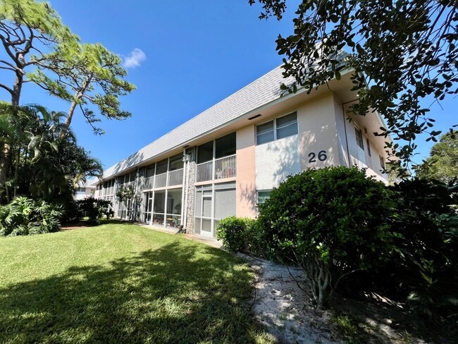 property at 18081 SE Country Club Dr