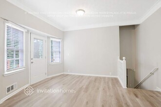 964 Oak Moss Dr in Lawrenceville, GA - Foto de edificio - Building Photo