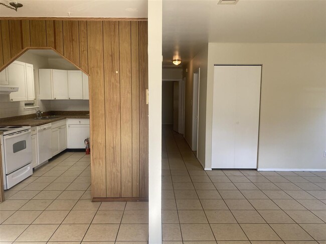 2706 Boatner St in Tallahassee, FL - Building Photo - Building Photo