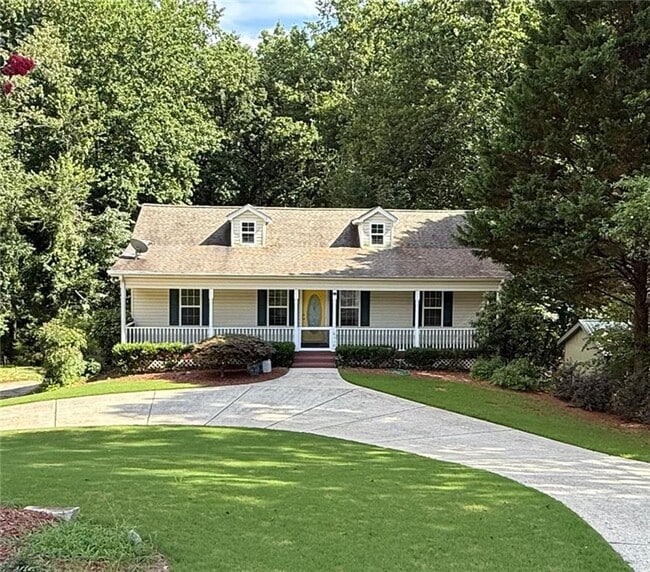 property at 6330 Oak View Dr