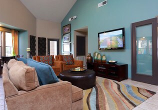 Camden Valley Park in Irving, TX - Building Photo - Interior Photo