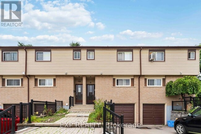 10 Claudette Gate in Hamilton, ON - Building Photo - Building Photo