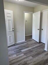 66 W Mountain Creek Dr in Grand Prairie, TX - Building Photo - Building Photo