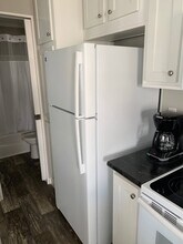 2580 NE Indian River Dr, Unit 4 in Jensen Beach, FL - Foto de edificio - Building Photo