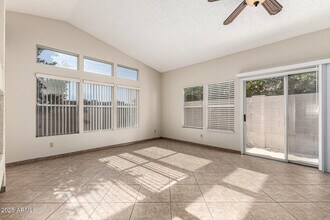 8829 E Riviera Dr in Scottsdale, AZ - Building Photo - Building Photo