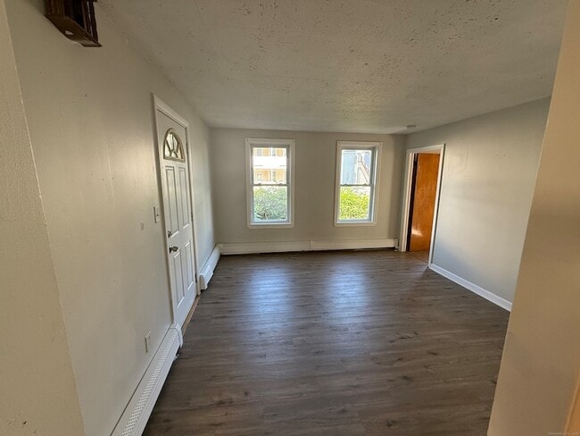 45 Union St, Unit 1 in New Britain, CT - Building Photo - Building Photo