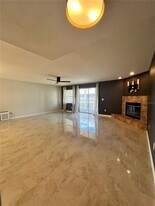 306 Pinellas Bayway S in Tierra Verde, FL - Building Photo
