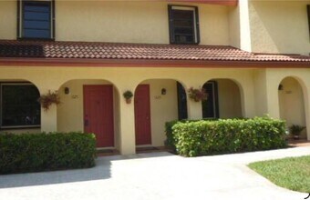 1627 Hawthorne Pl in Wellington, FL - Building Photo - Building Photo