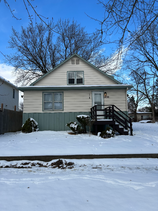 1838 Spohn Ave in Madison, WI - Building Photo