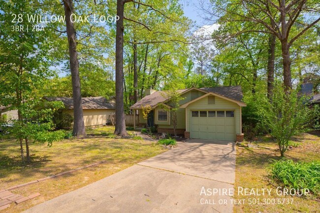property at 28 Willow Oak Loop