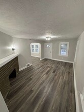 15519 Fernway Dr in Maple Heights, OH - Building Photo - Building Photo