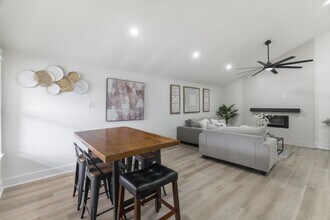 3618 Tamfield Dr in Houston, TX - Building Photo - Building Photo