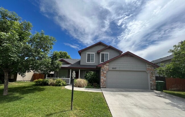 property at 2217 W Apgar Creek Dr