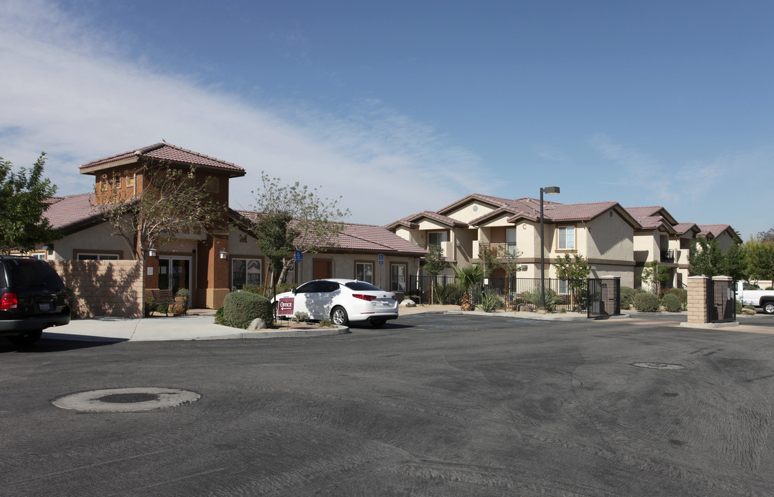 Heritage Park at Cathedral City in Cathedral City, CA - Foto de edificio