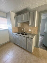 4617 Market St photo'