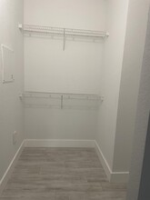 6800 W Sample Rd in Coral Springs, FL - Building Photo - Building Photo
