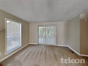 1112 Karastan Ct SW in Marietta, GA - Building Photo - Building Photo