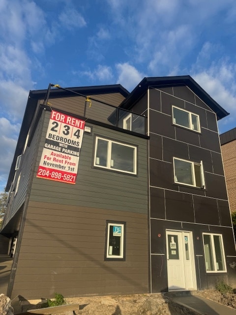 property at 267 Traverse Av